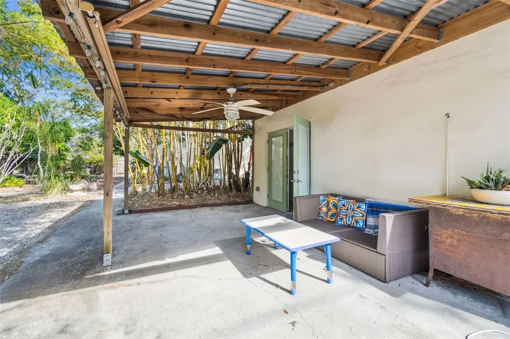 4326 3rd Avenue S St Petersburg FL 33711
