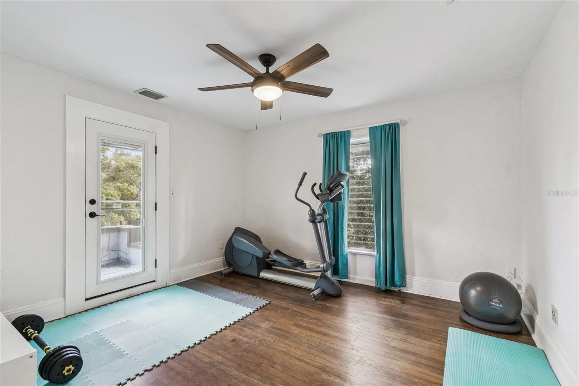 4326 3rd Avenue S St Petersburg FL 33711
