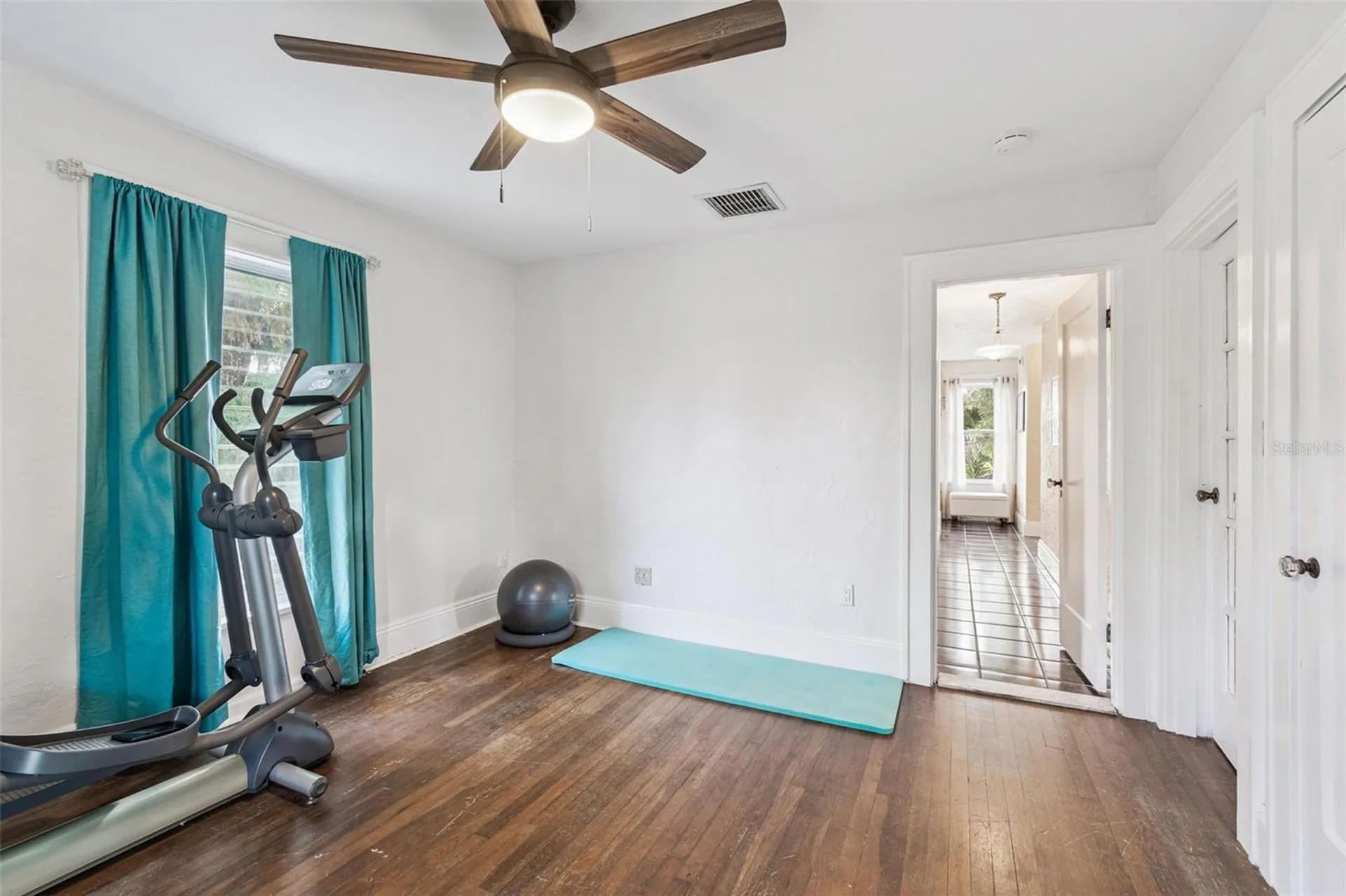 4326 3rd Avenue S St Petersburg FL 33711