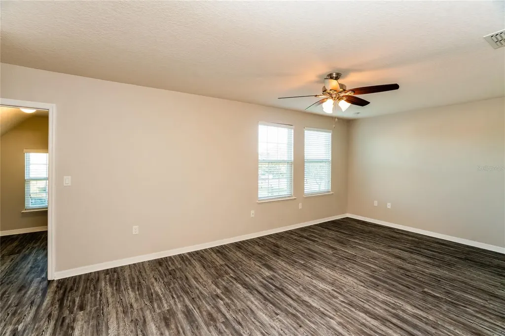 13307 Waterford Castle Drive Dade City FL 33525