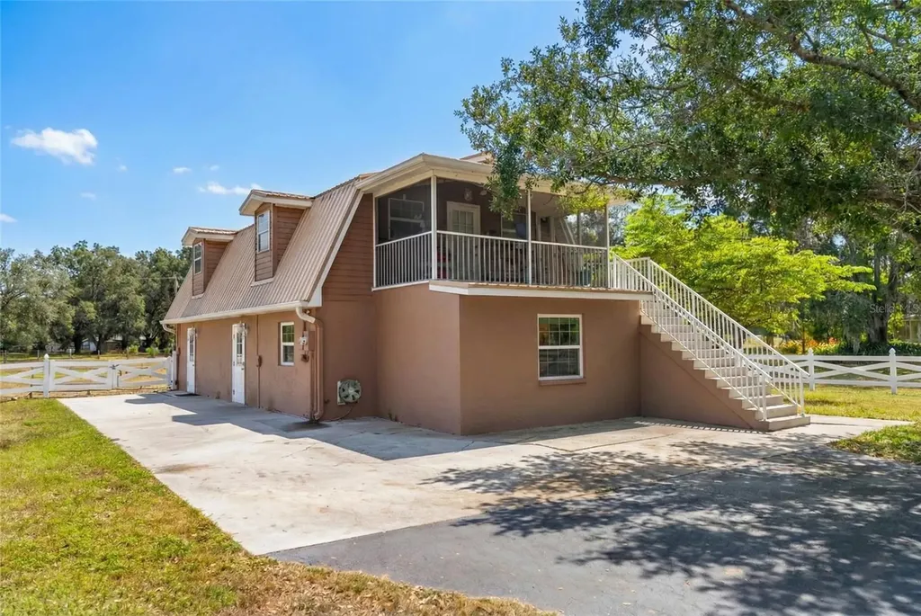1160 Wagon Wheel Drive Sarasota FL 34240