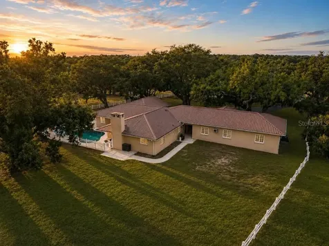 1160 Wagon Wheel Drive Sarasota FL 34240