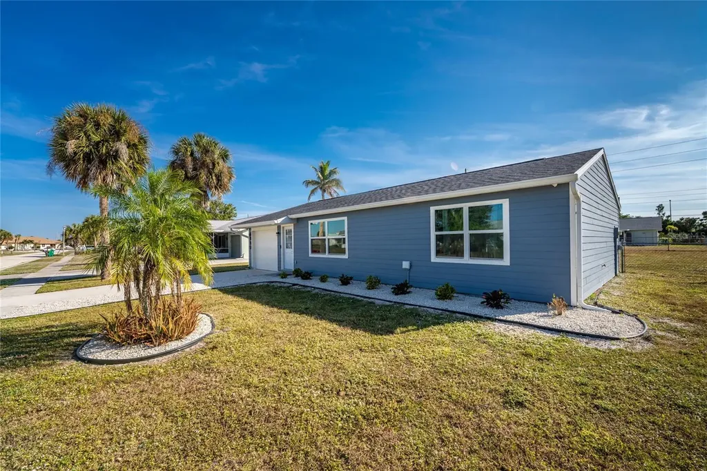 6439 Facet Lane Port Charlotte FL 33981