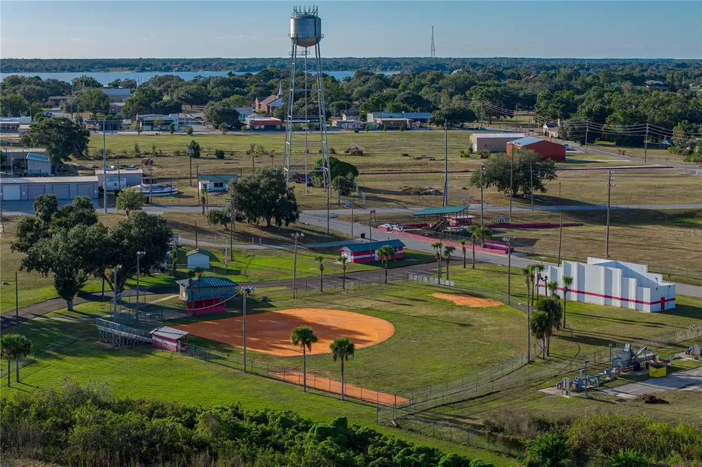 104 N Lake Reedy Boulevard Frostproof FL 33843