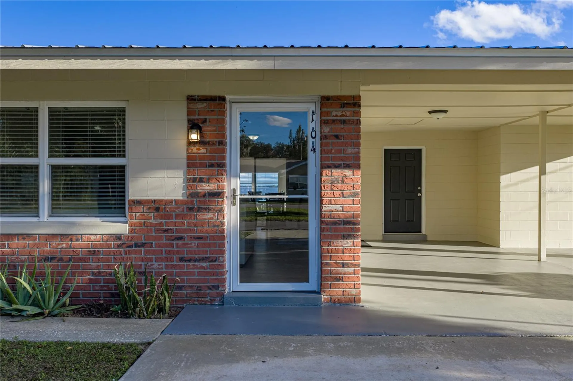 104 N Lake Reedy Boulevard Frostproof FL 33843