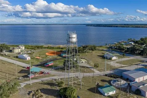 104 N Lake Reedy Boulevard Frostproof FL 33843