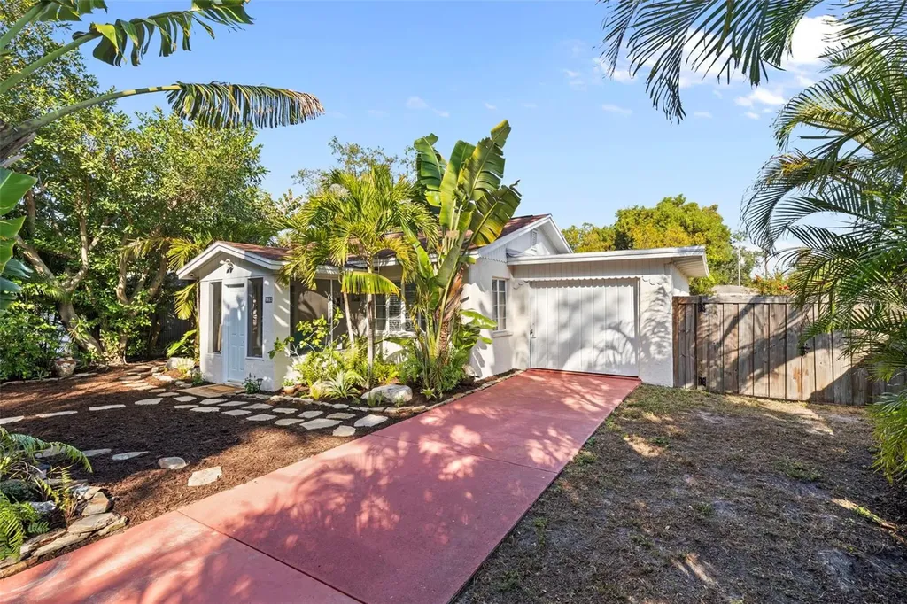 839 40th Street Sarasota FL 34234