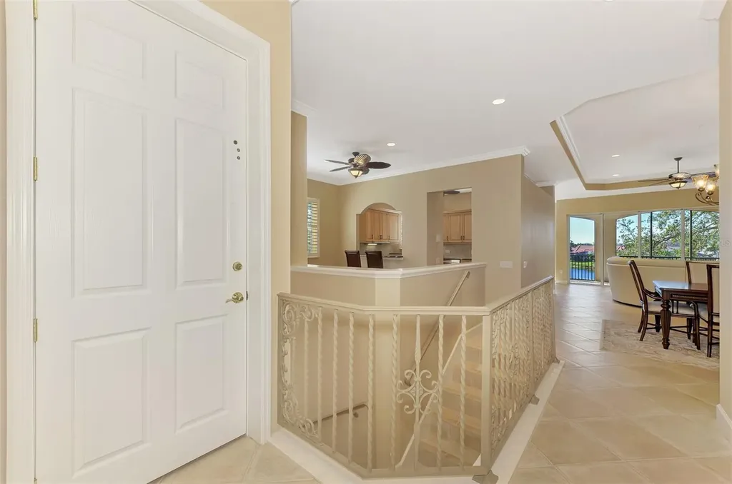 5242 Parisienne Place Sarasota FL 34238