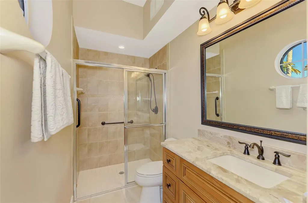 5242 Parisienne Place Sarasota FL 34238