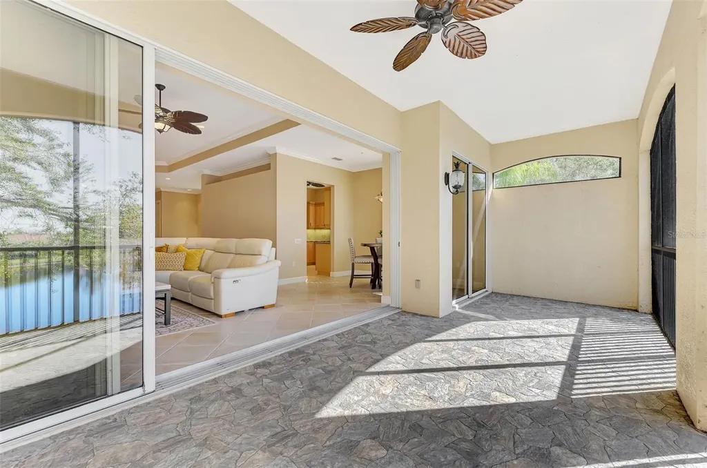 5242 Parisienne Place Sarasota FL 34238