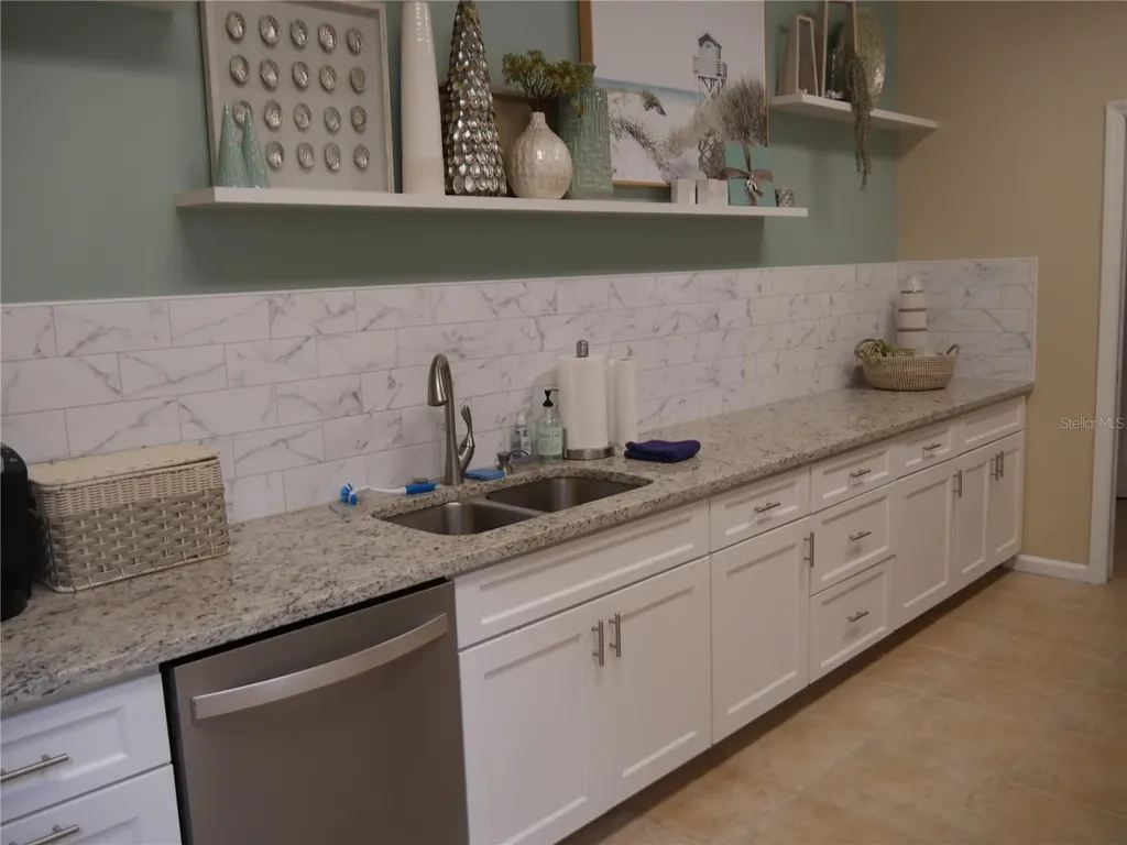 5242 Parisienne Place Sarasota FL 34238
