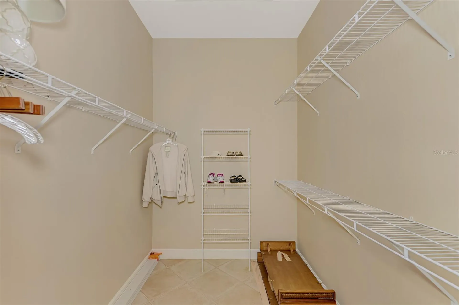 5242 Parisienne Place Sarasota FL 34238