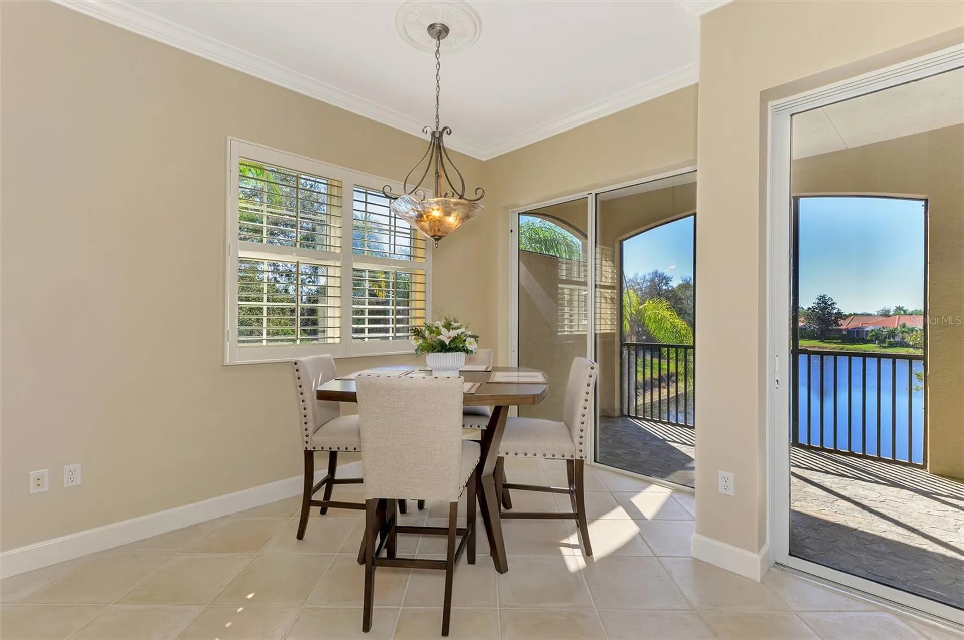 5242 Parisienne Place Sarasota FL 34238