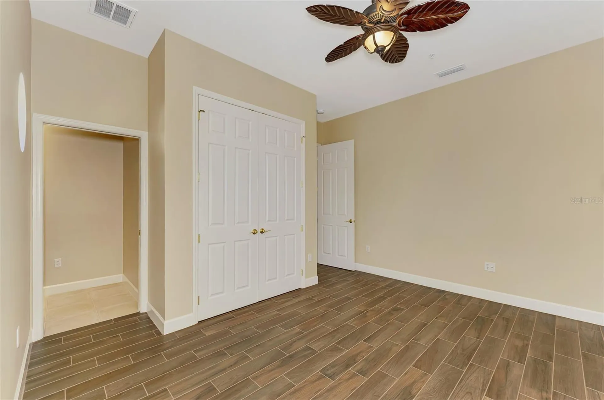 5242 Parisienne Place Sarasota FL 34238