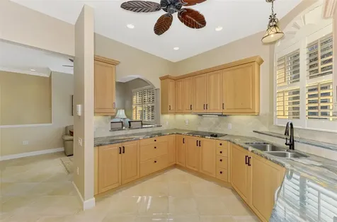 5242 Parisienne Place Sarasota FL 34238
