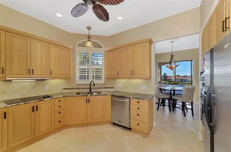 5242 Parisienne Place Sarasota FL 34238