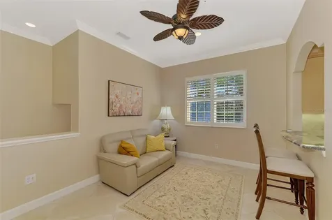 5242 Parisienne Place Sarasota FL 34238