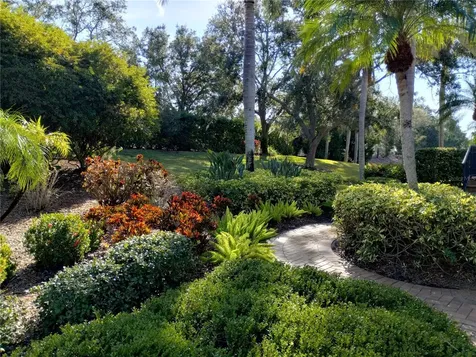 5242 Parisienne Place Sarasota FL 34238
