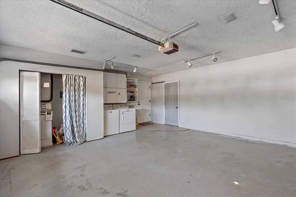 5766 Forester Pine Court Sarasota FL 34243