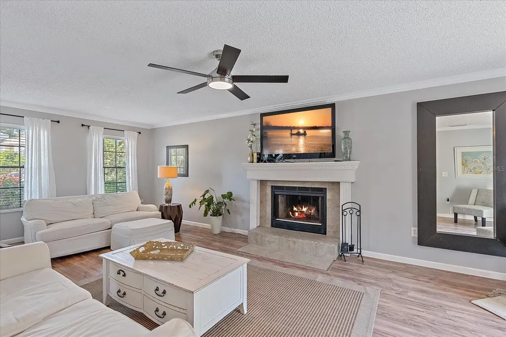 5766 Forester Pine Court Sarasota FL 34243
