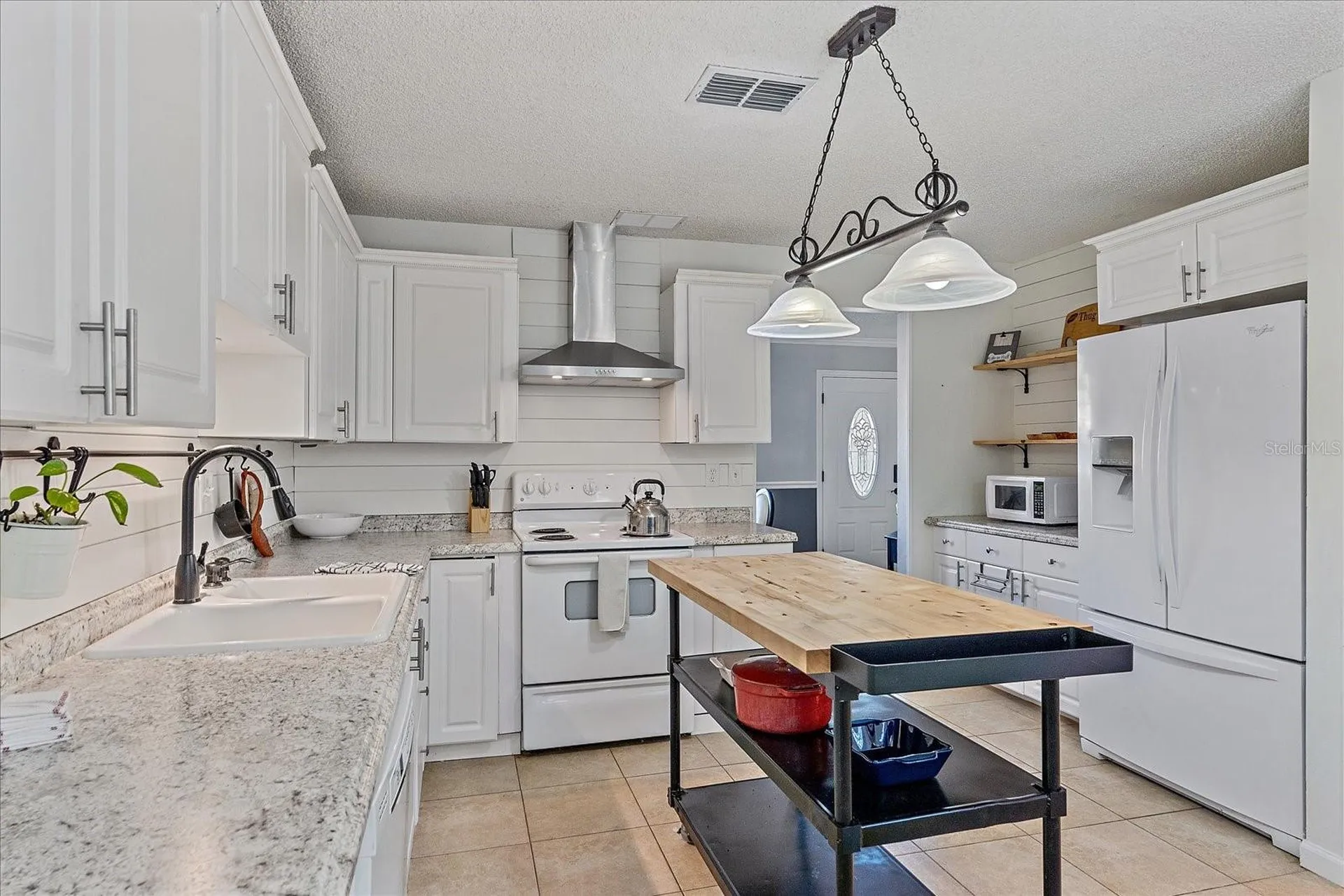 5766 Forester Pine Court Sarasota FL 34243