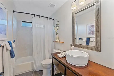 5766 Forester Pine Court Sarasota FL 34243