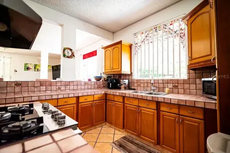 105 Bay View Calle Principal Catano PR 00962