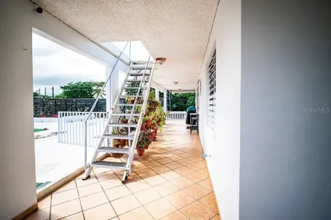 105 Bay View Calle Principal Catano PR 00962