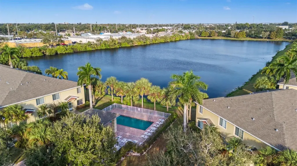 3505 45th Terrace W Bradenton FL 34210