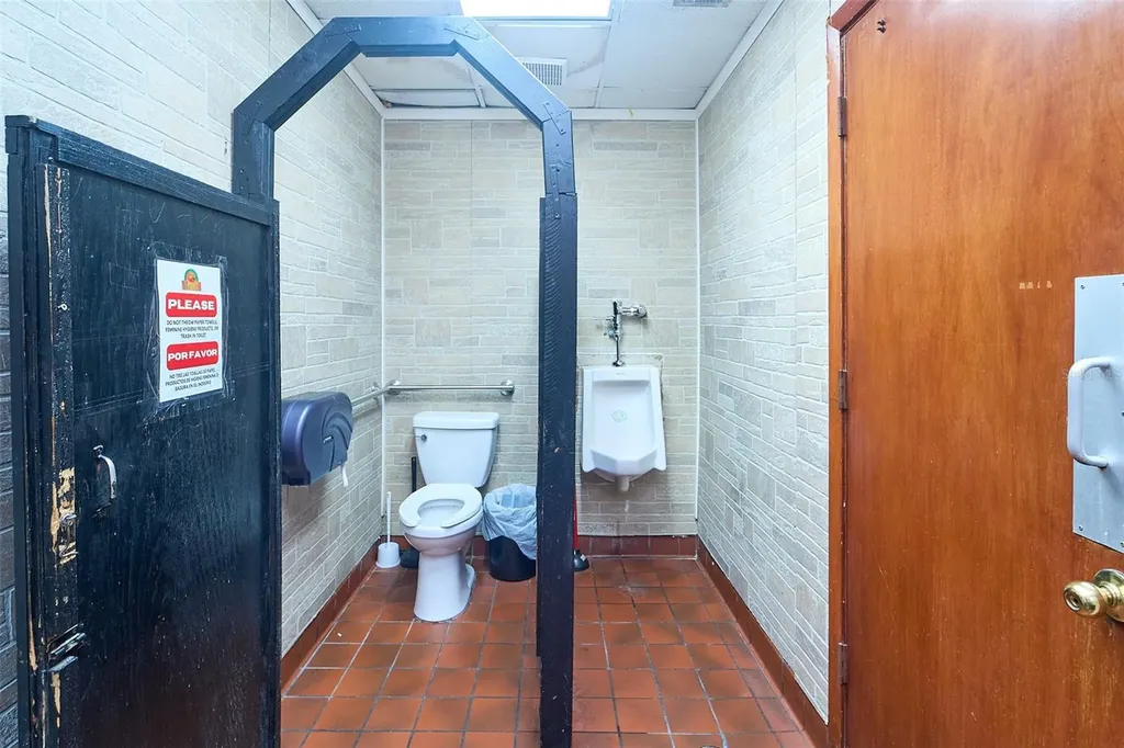 706 E Brandon Boulevard Brandon FL 33511