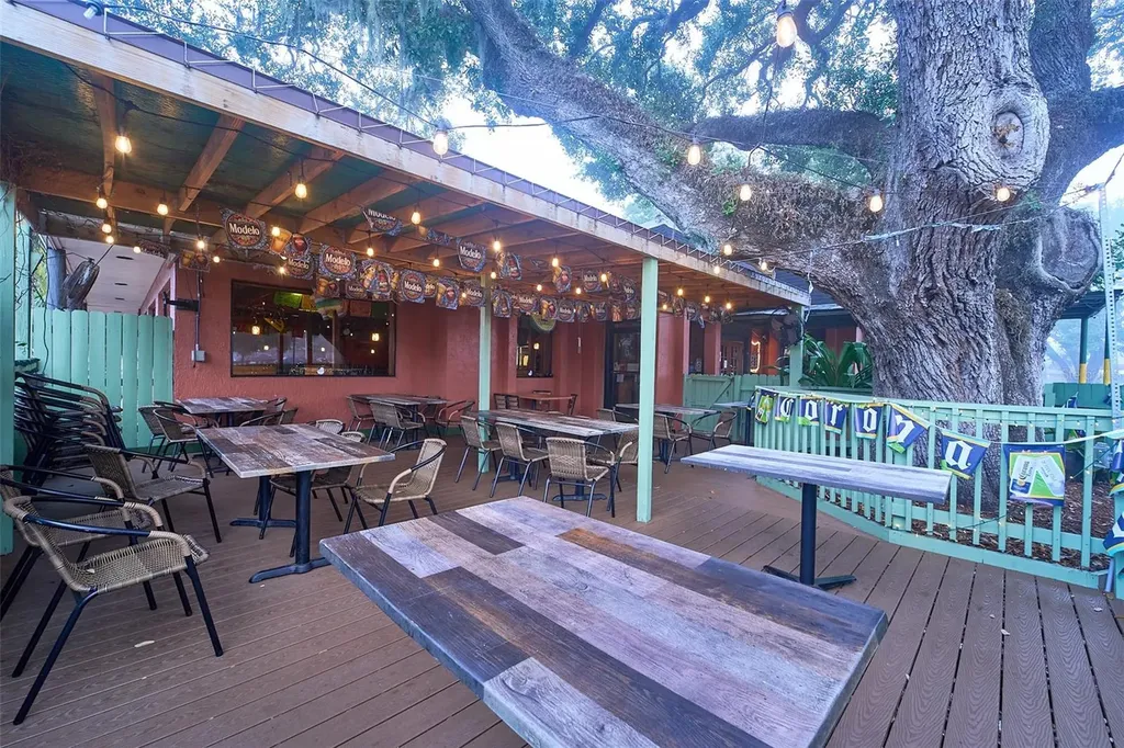 706 E Brandon Boulevard Brandon FL 33511