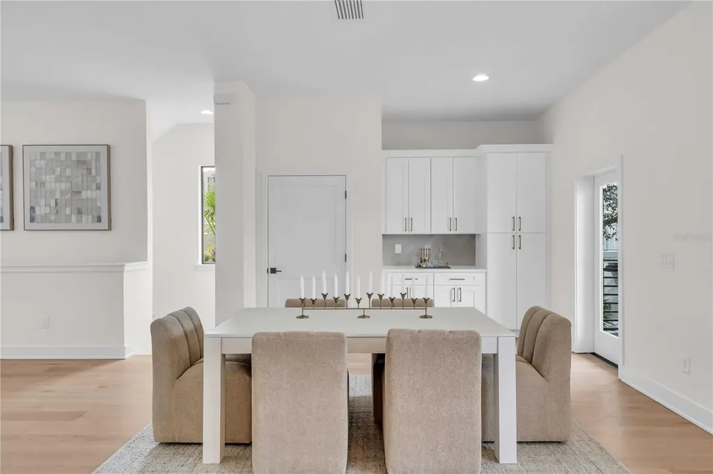 3002 W Platt Tampa FL 33609