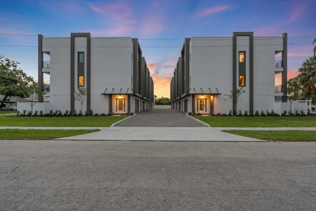 3002 W Platt Tampa FL 33609