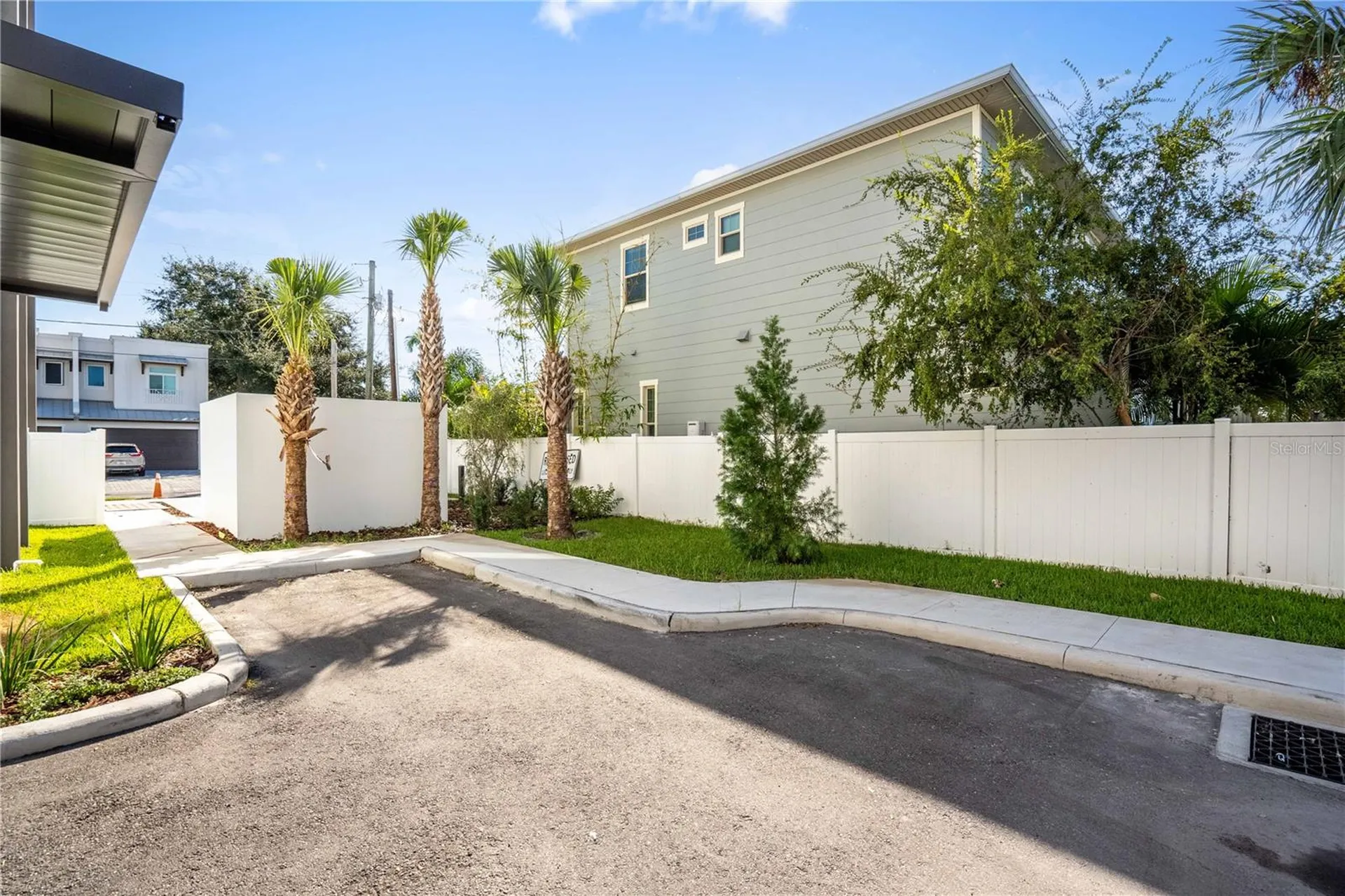 3002 W Platt Tampa FL 33609