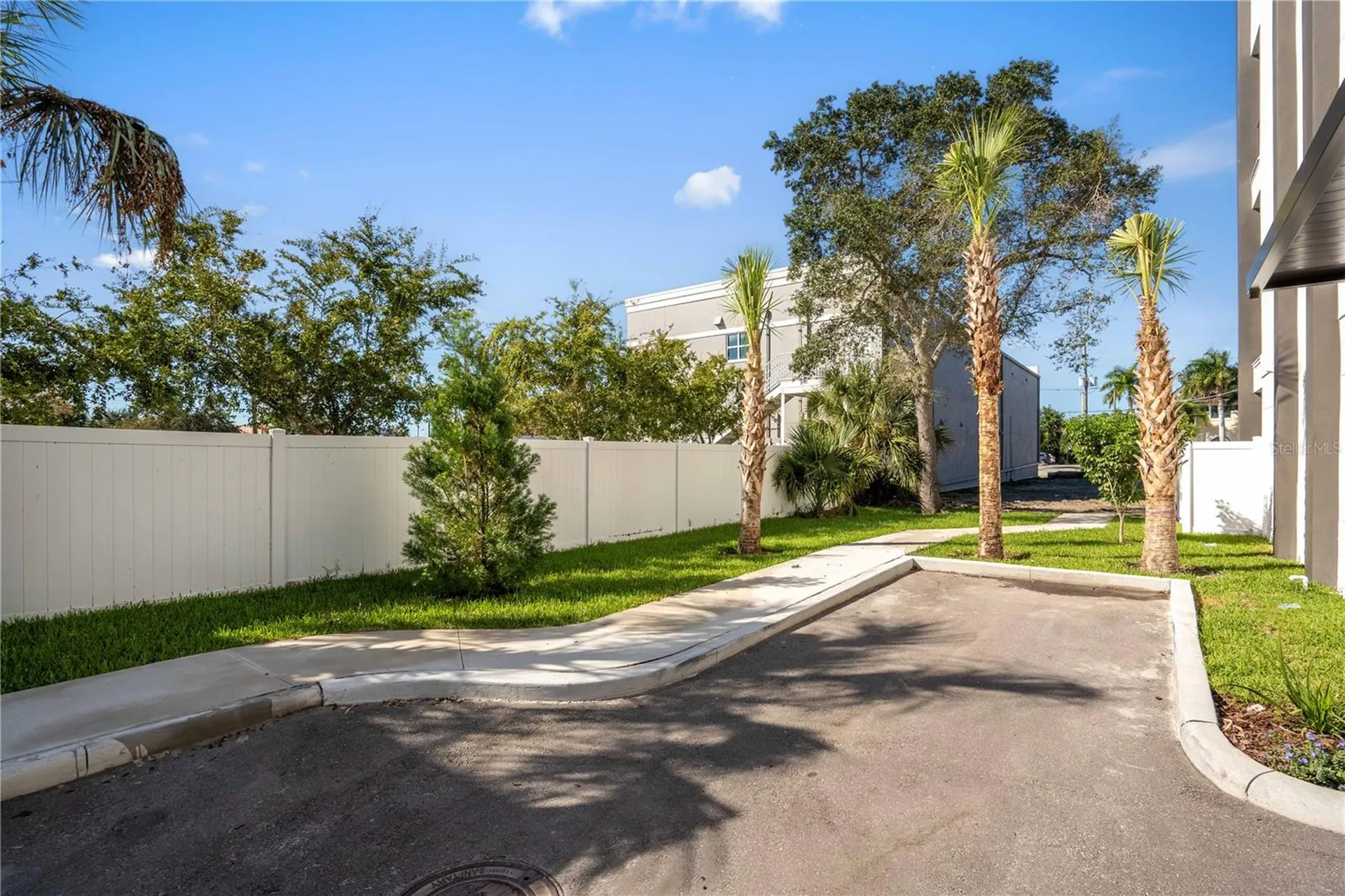 3002 W Platt Tampa FL 33609