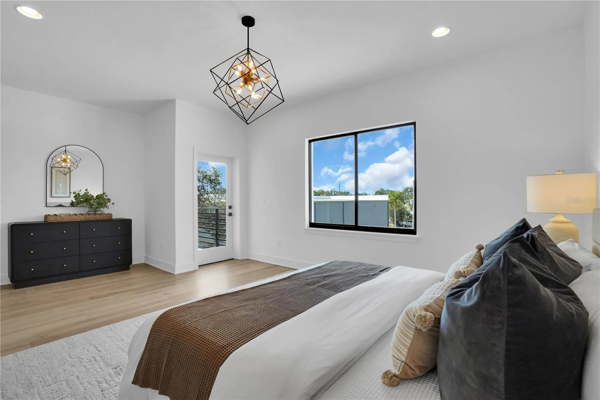 3002 W Platt Tampa FL 33609
