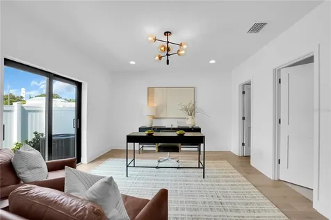 3002 W Platt Tampa FL 33609