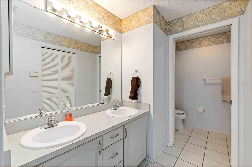 4248 Marseilles Avenue Sarasota FL 34233
