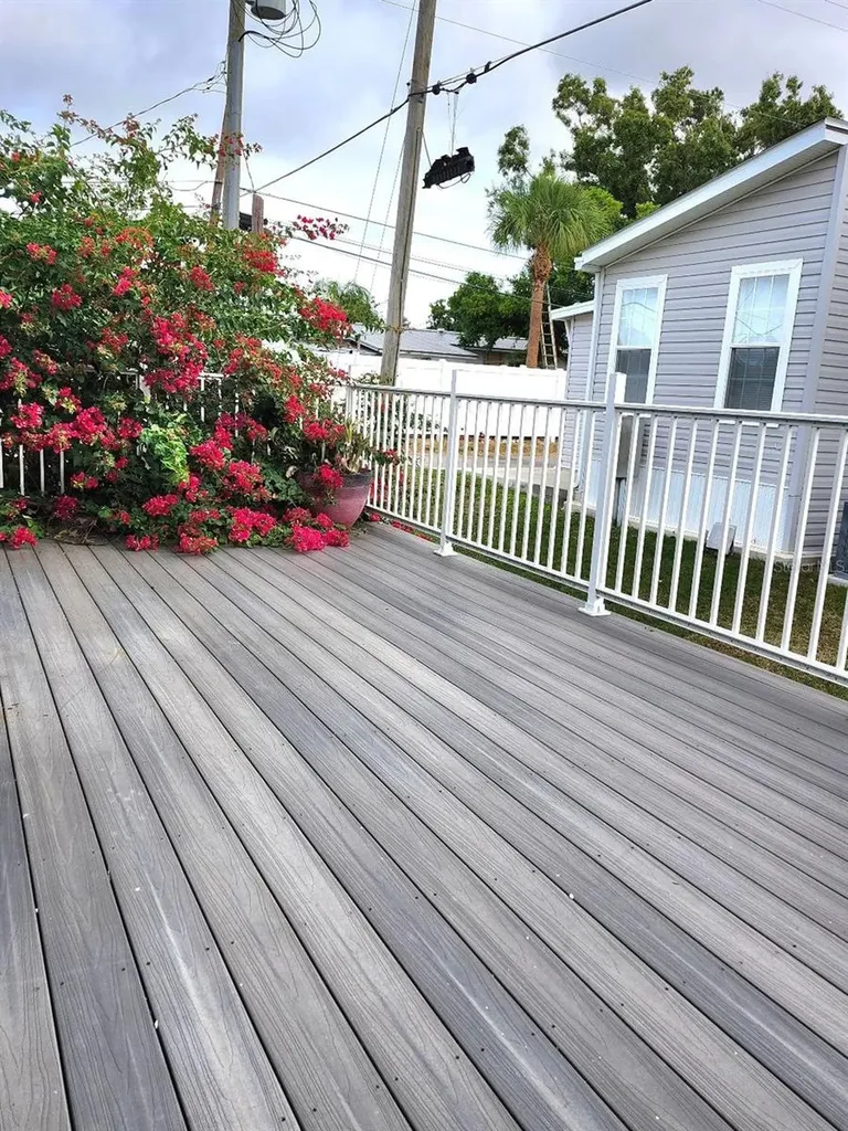 6505 Arizona Street Bradenton FL 34207