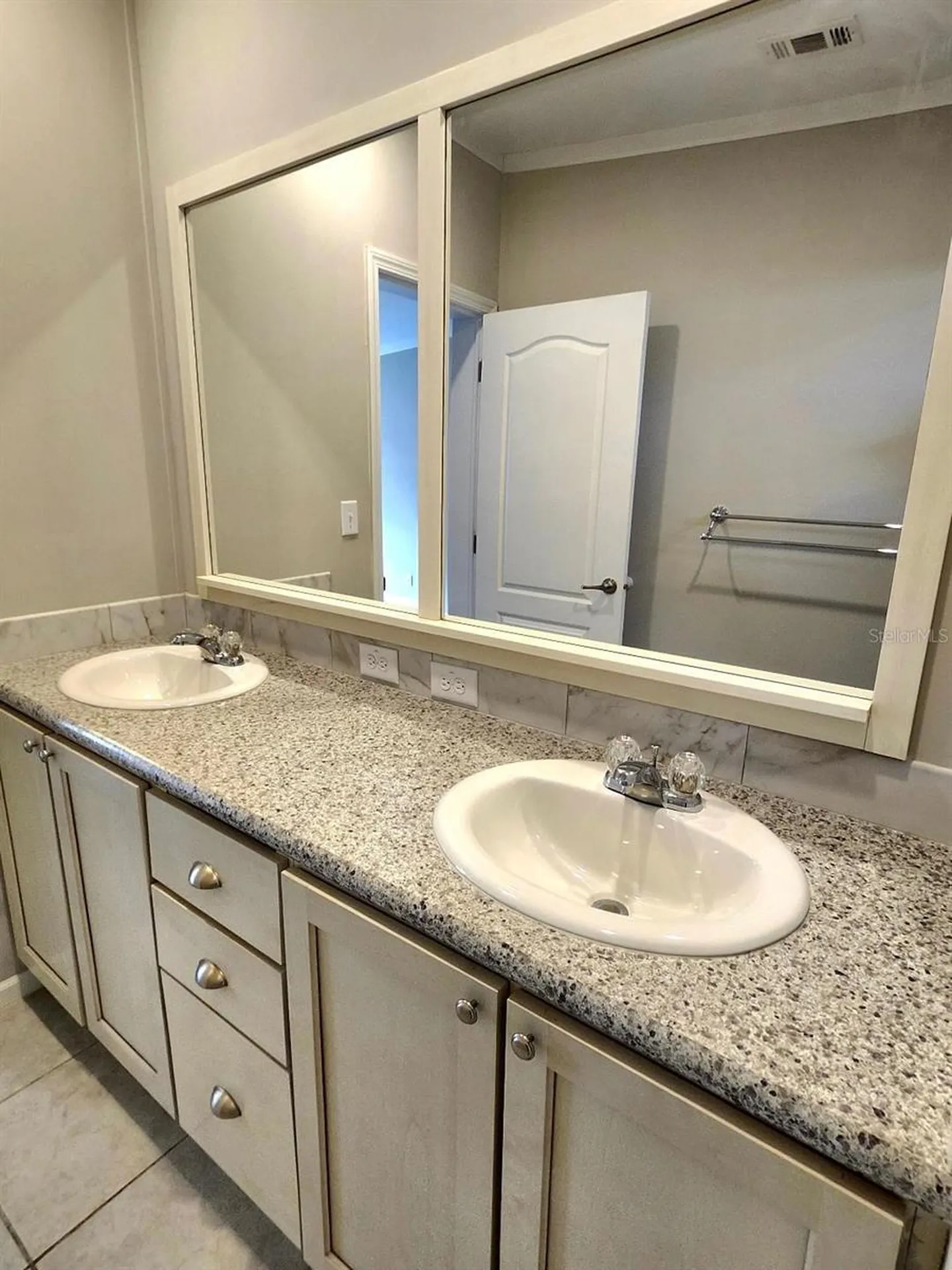 6505 Arizona Street Bradenton FL 34207