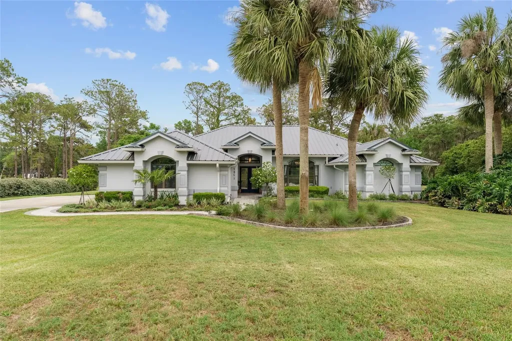 4841 NW 76th Court Ocala FL 34482