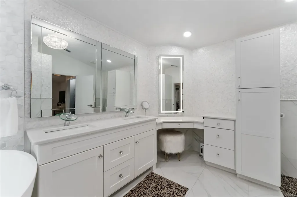 4841 NW 76th Court Ocala FL 34482