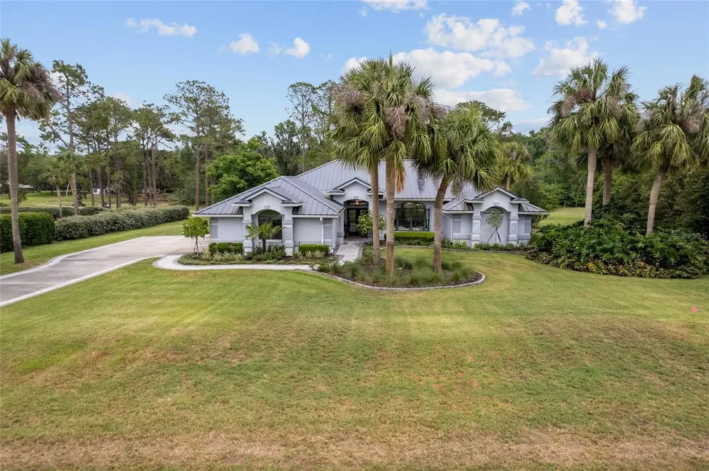 4841 NW 76th Court Ocala FL 34482
