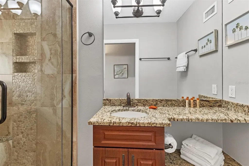 4621 Gulf Of Mexico Drive Longboat Key FL 34228