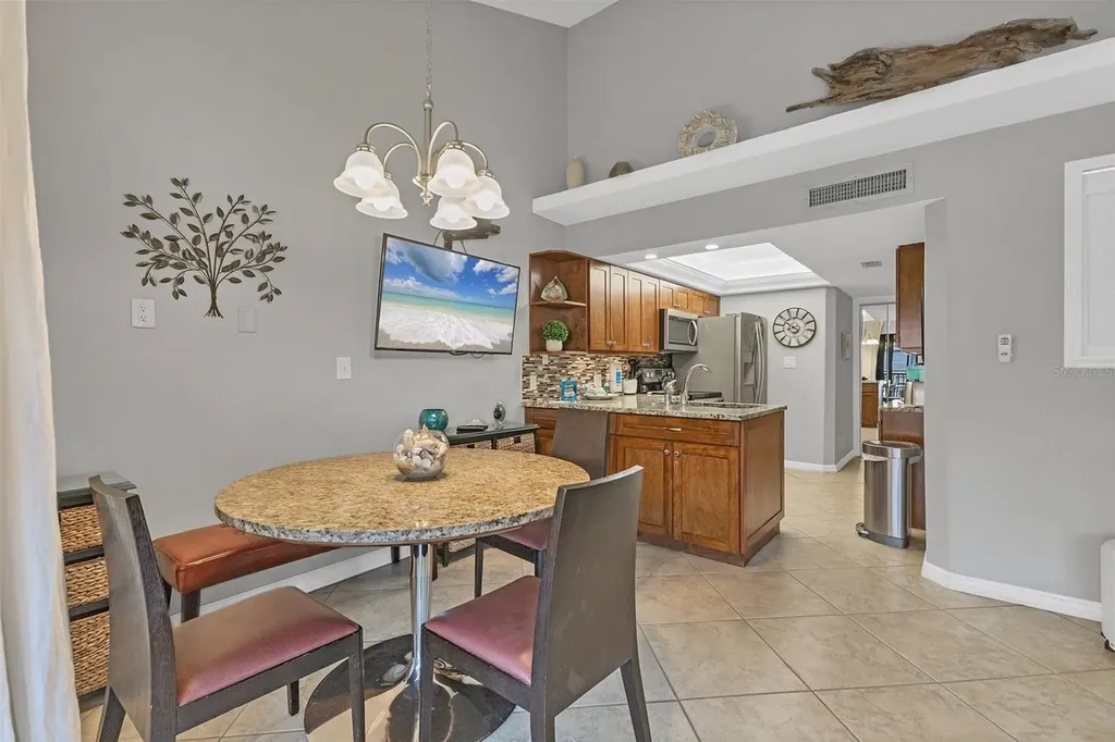 4621 Gulf Of Mexico Drive Longboat Key FL 34228