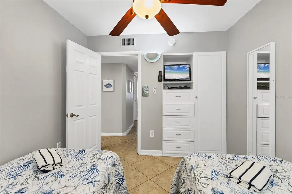 4621 Gulf Of Mexico Drive Longboat Key FL 34228
