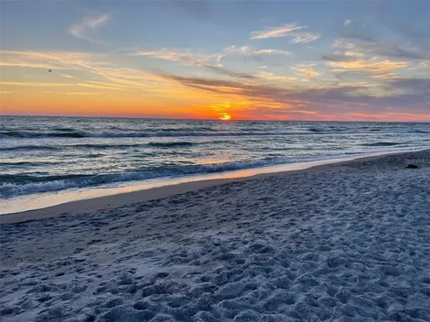 4621 Gulf Of Mexico Drive Longboat Key FL 34228