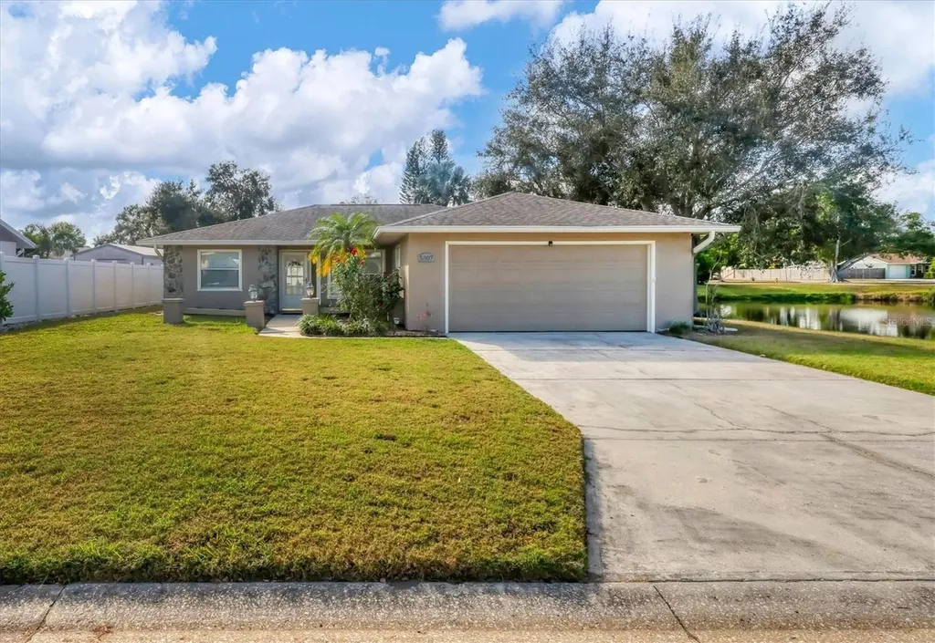 5307 18th Avenue W Bradenton FL 34209