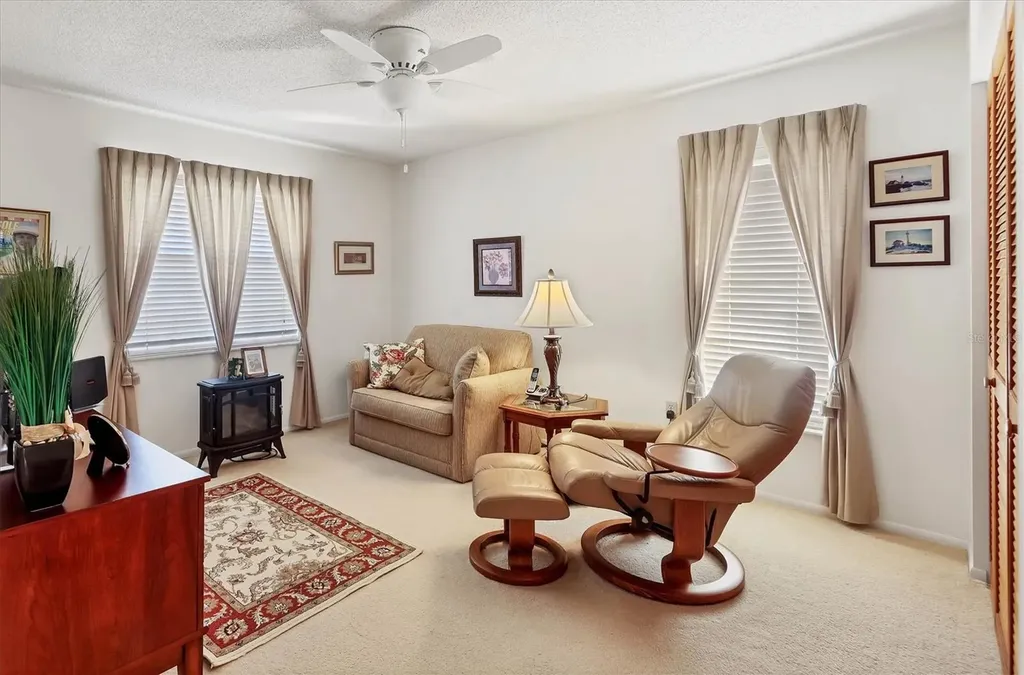 5307 18th Avenue W Bradenton FL 34209