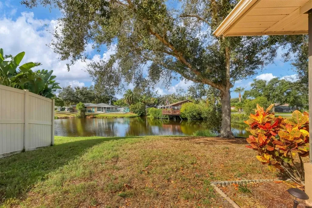 5307 18th Avenue W Bradenton FL 34209